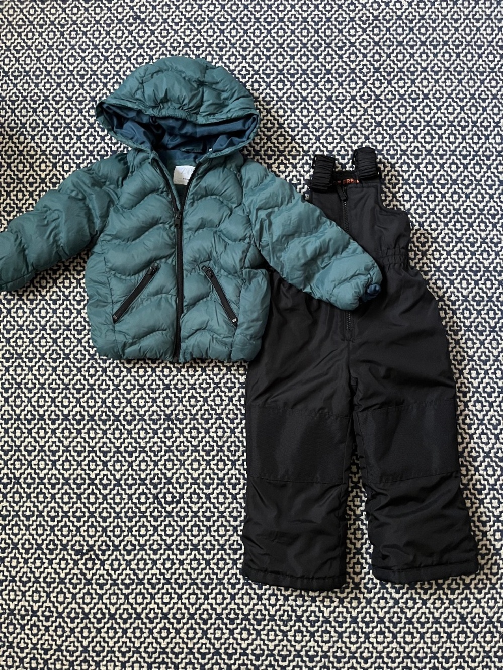 EUC Zara Toddler Kids Teal Puffer Winter/Fall Jacket & Black Ski Pants size 2/3